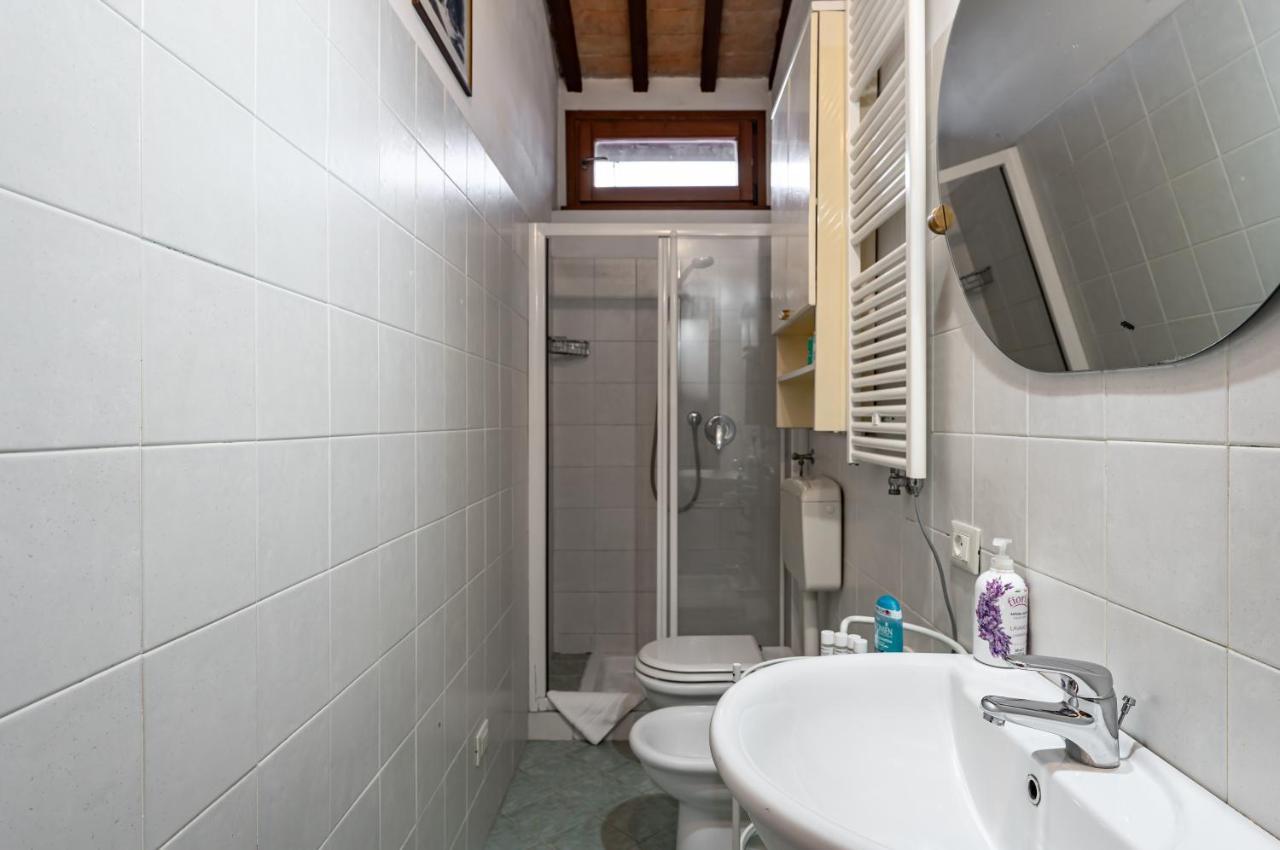 Arno River Quiet Apartment Florenz Exterior foto